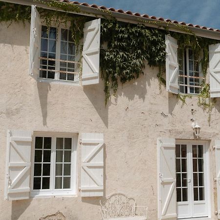 Domaine De Bassibe Acomodação com café da manhã Ségos Exterior foto